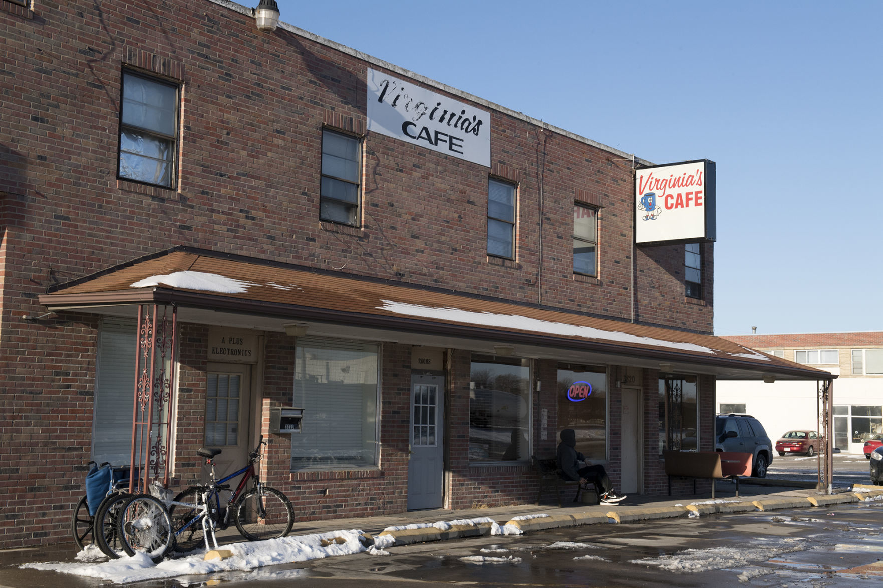 Virginia's Cafe